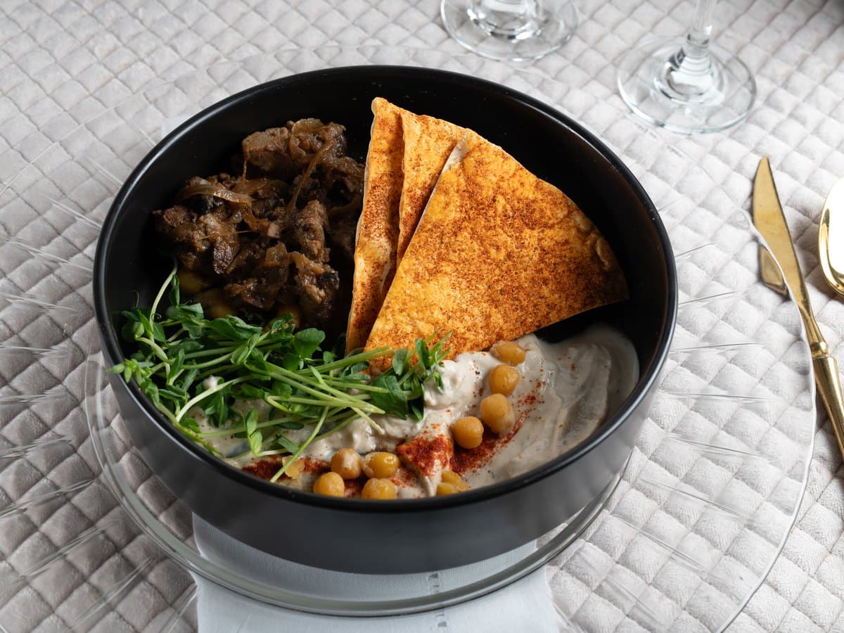 Hummus Plate