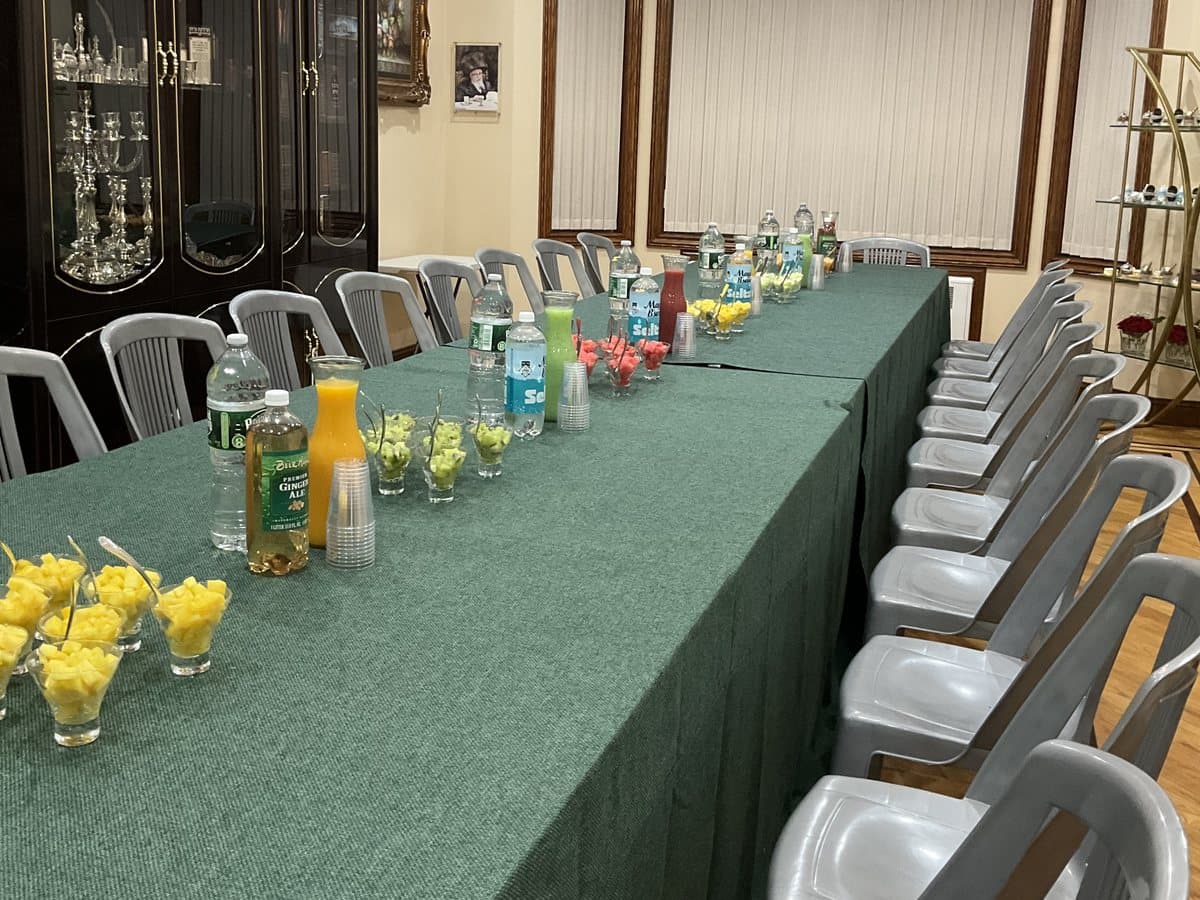 Tables & Chairs