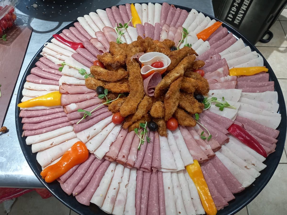 Cold Cuts & Chicken Fingers Platter, 22 inch