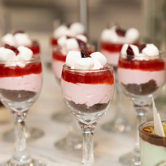 Miniature desserts from the Mashmanim kitchen