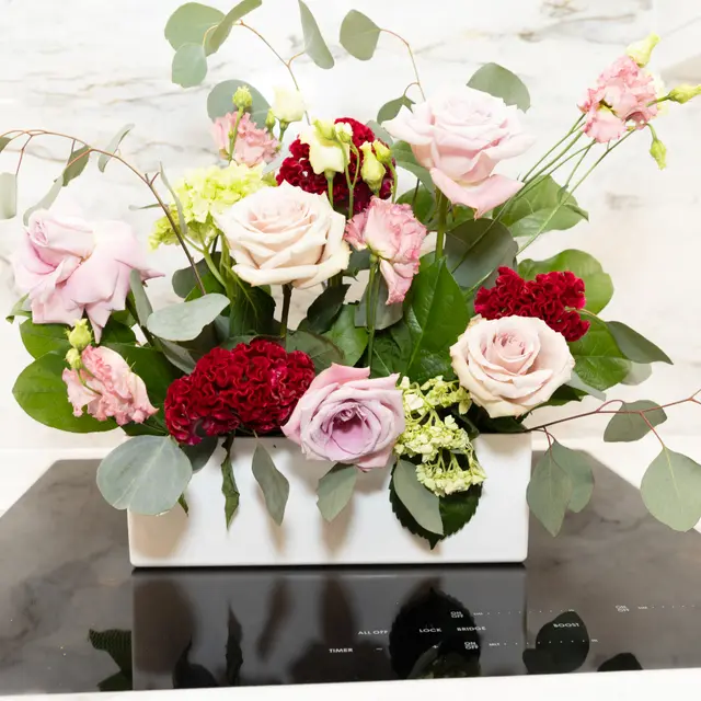 Flowers and centerpieces arranged by Mashmanim