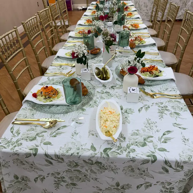 A bar mitzvah seudah catered by Mashmanim