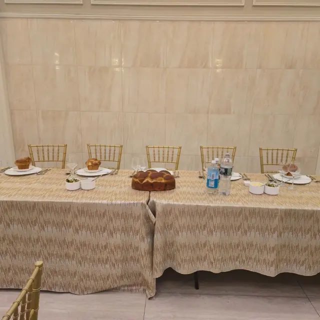 A bar mitzvah seudah catered by Mashmanim