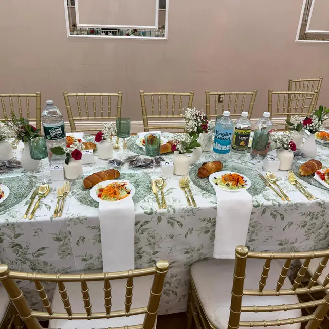 A bar mitzvah seudah catered by Mashmanim