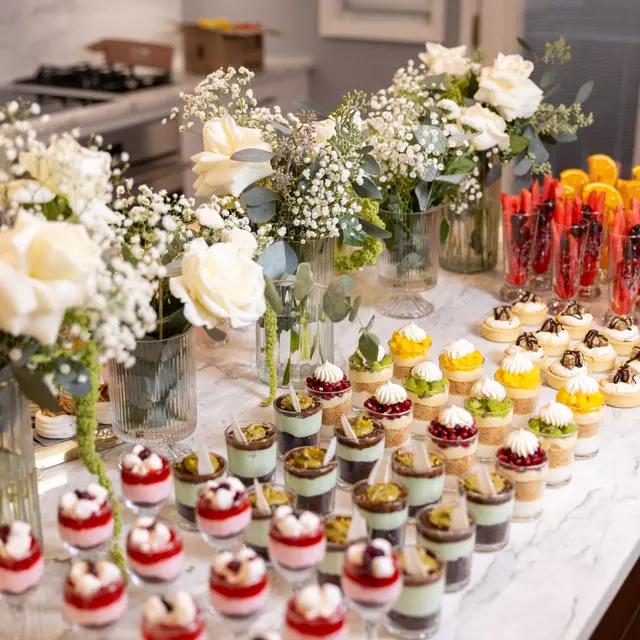 Flowers and centerpieces arranged by Mashmanim