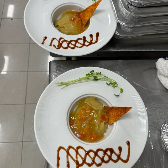 A sheva brachos table set by Mashmanim