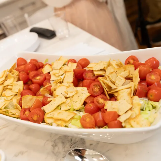 Cakes, salads and desserts from the Mashmanim kitchen