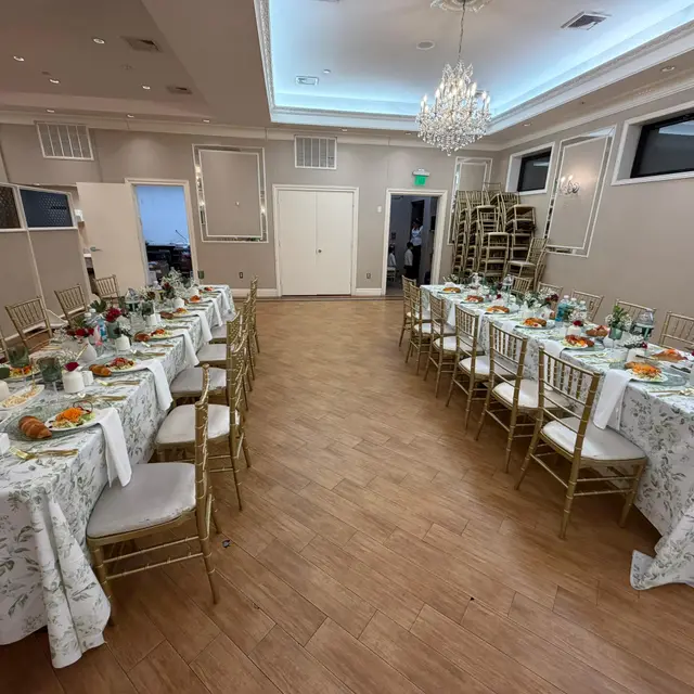 A bar mitzvah seudah catered by Mashmanim
