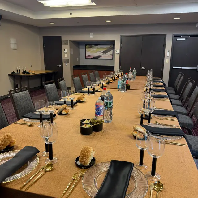 A hall set for a simcha by Mashmanim