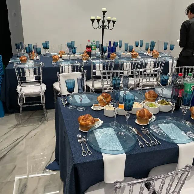 A bar mitzvah seudah catered by Mashmanim