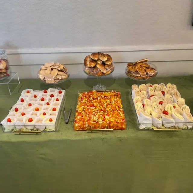 Cakes, salads and desserts from the Mashmanim kitchen